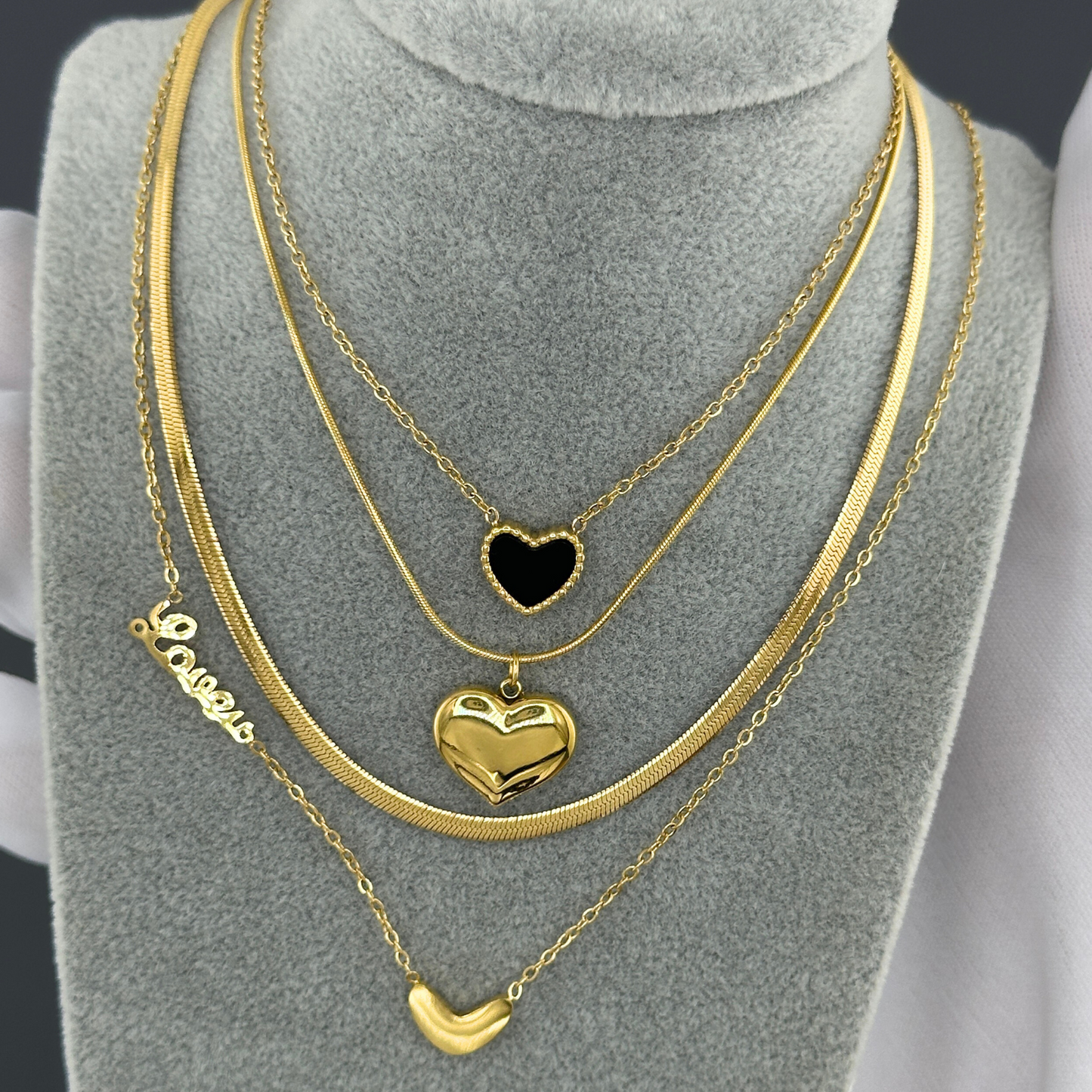 18K gold plated Stainless steel Hearts necklace